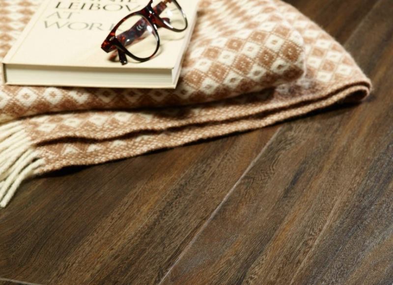 Линолеум бытовой "IVC" Woodlike Edgewood W48 (4м) — купить в Курске