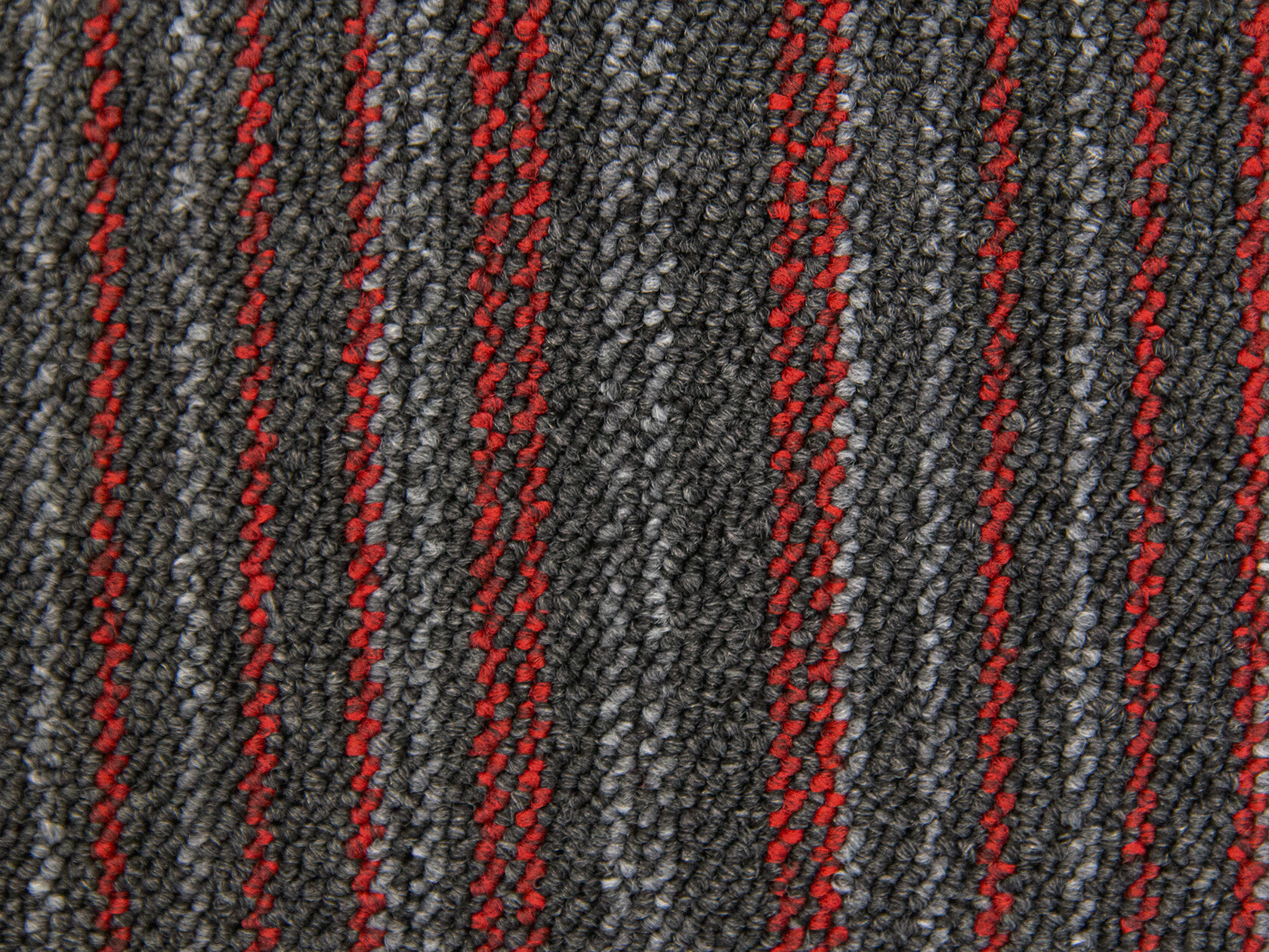 Ковровая плитка "Bonkeel" Space Strip Red (500*500*5,9 мм) — купить в Курске