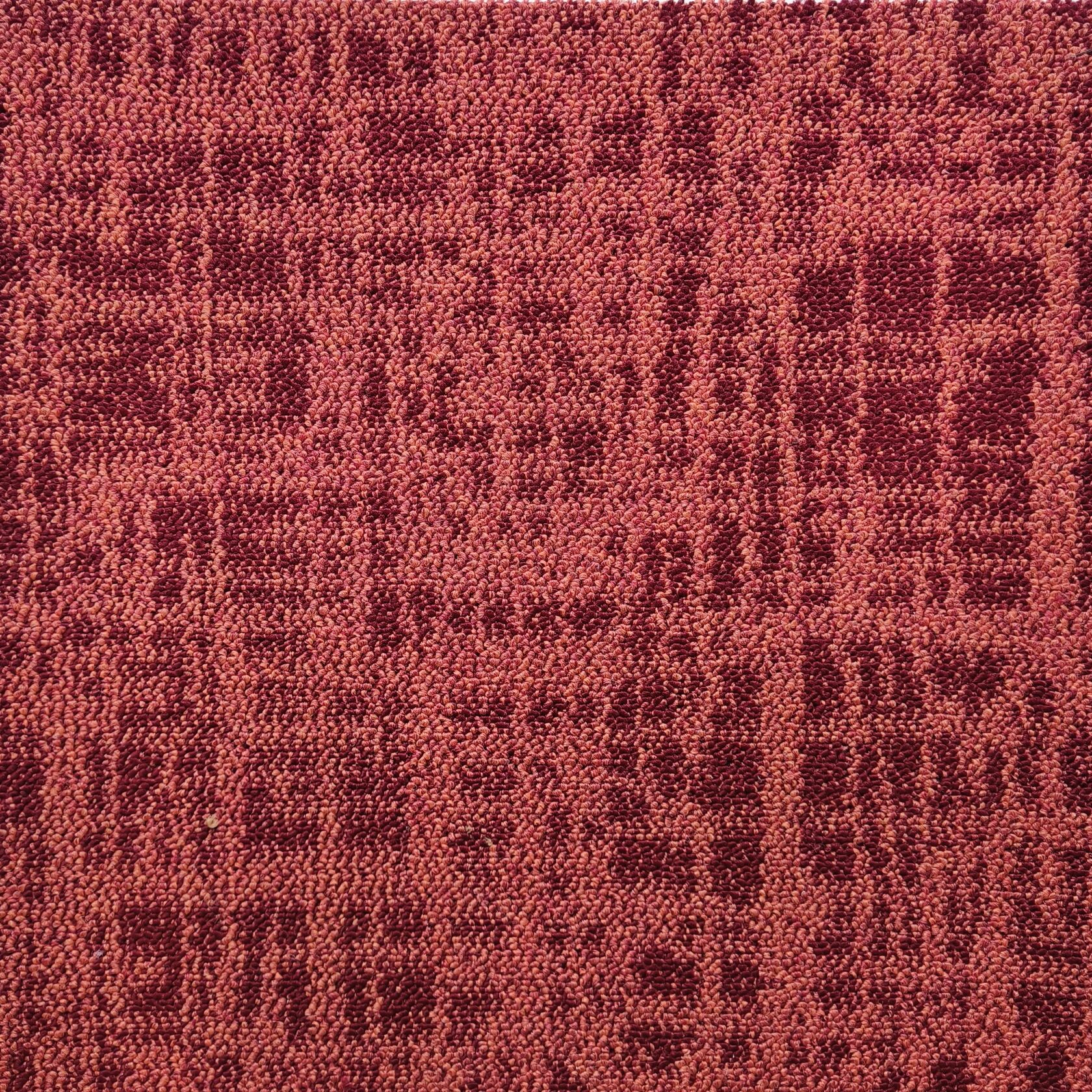 Ковровое покрытие "Bonkeel" Soul One Red (ширина 4м) — купить в Курске